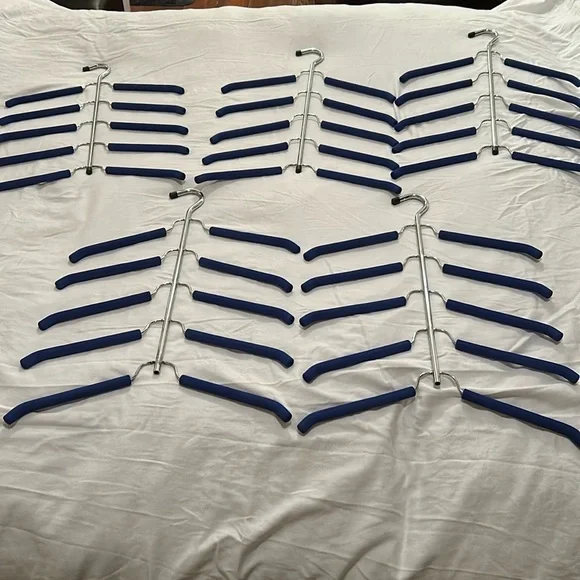Space Saving Hangers, set of 5 - Picture 1 of 1